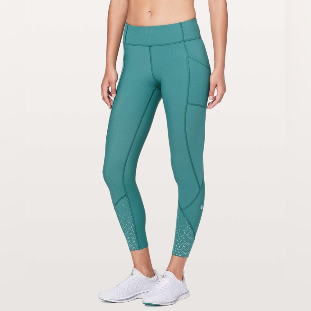 Lululemon Tight Stuff Tight II 25" Deep Cove Size 2